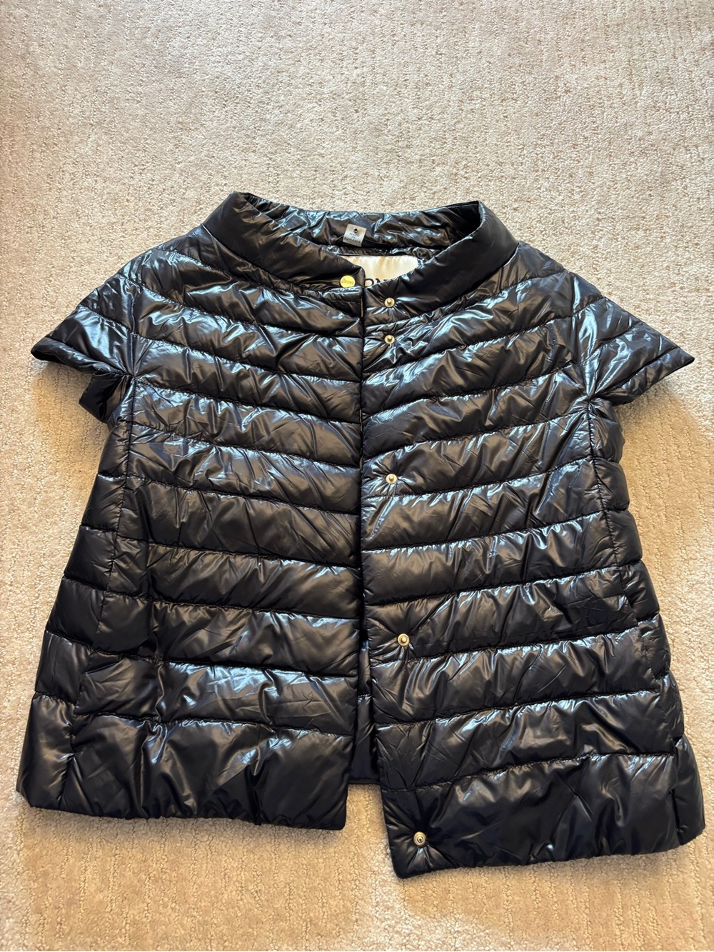 Herno Black Short-Sleeve Quilted Puffer Jacket